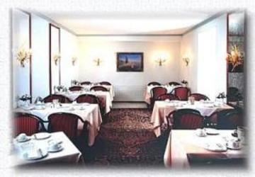 Ina Royal Hotel Keulen