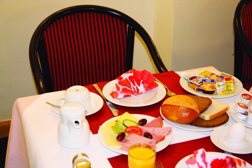 Ina Hotel Royal Cologne