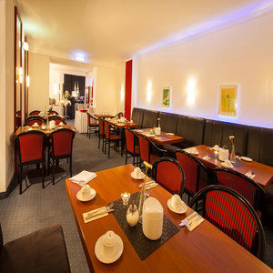Ina Hotel Royal 3*