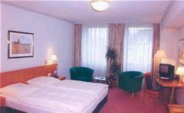 Ina Hotel Royal 3* Cologne