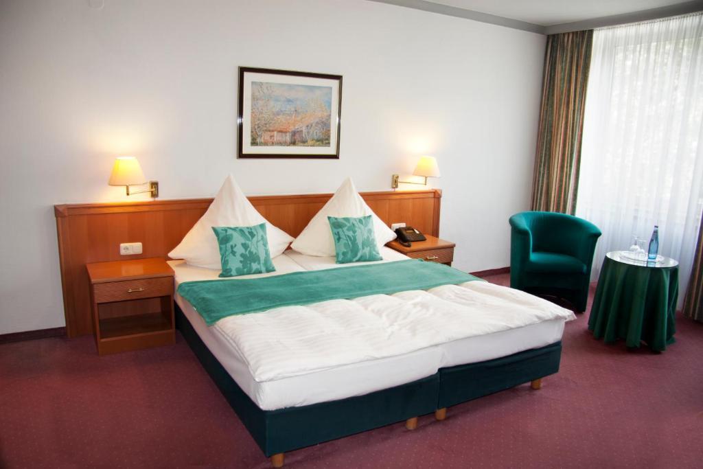 Hotel Ina Hotel Royal 3*